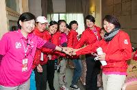 工作人員互相打氣~~加油加油